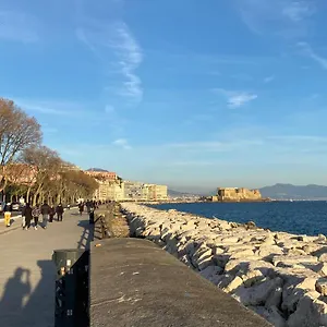 Maison Silvia Bed & Breakfast Napoli