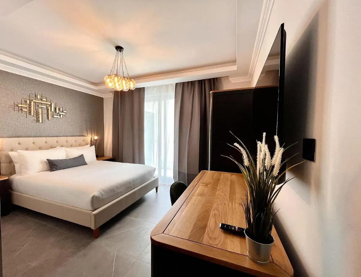 Sliema Studios 0*,